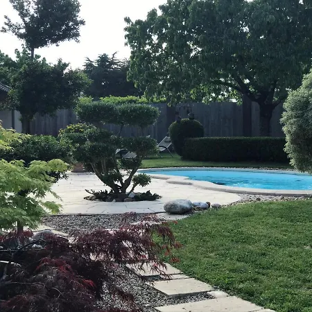 Avec Terrasse ,piscine, Jacuzzi Et Petit Déjeuner Affittacamere Saint-Magne-de-Castillon